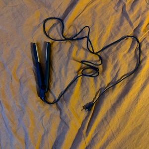 NWOT Hot Tools Professional Hair Straightener